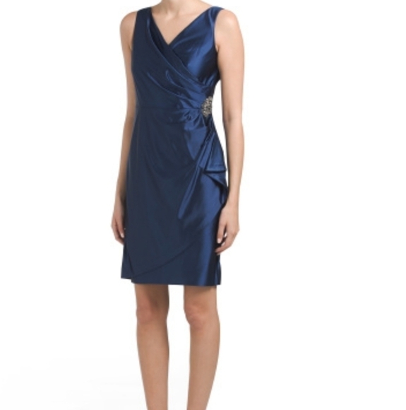 SLNY Petite Cocktail or Holiday Dress - Picture 1 of 14